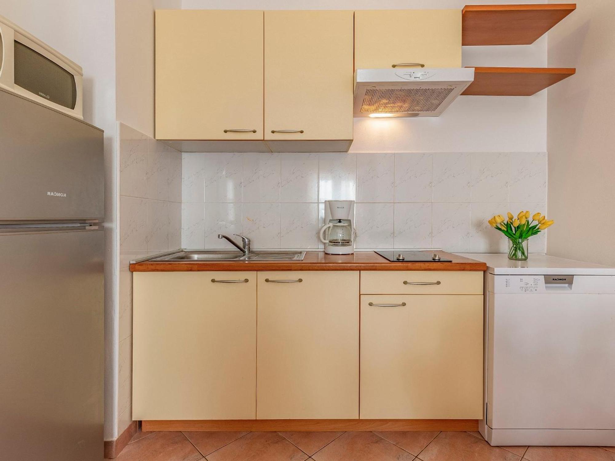 Rok 4 By Interhome Apartmán Pula